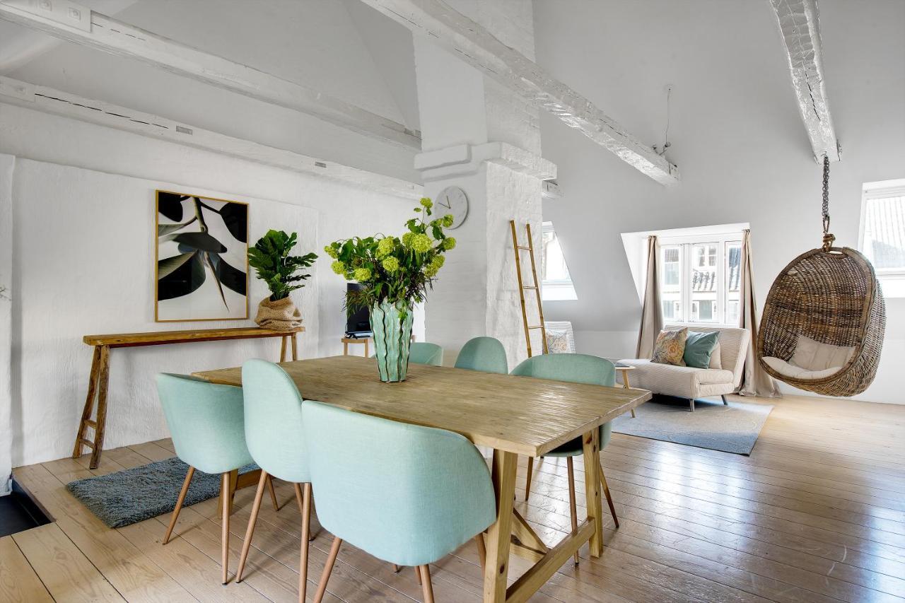 Sanders Main - Endearing Two-Bedroom Duplex Apartment With A Balcony Next To Magical Nyhavn 哥本哈根 外观 照片