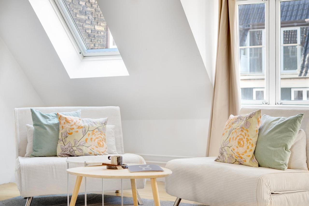 Sanders Main - Endearing Two-Bedroom Duplex Apartment With A Balcony Next To Magical Nyhavn 哥本哈根 外观 照片