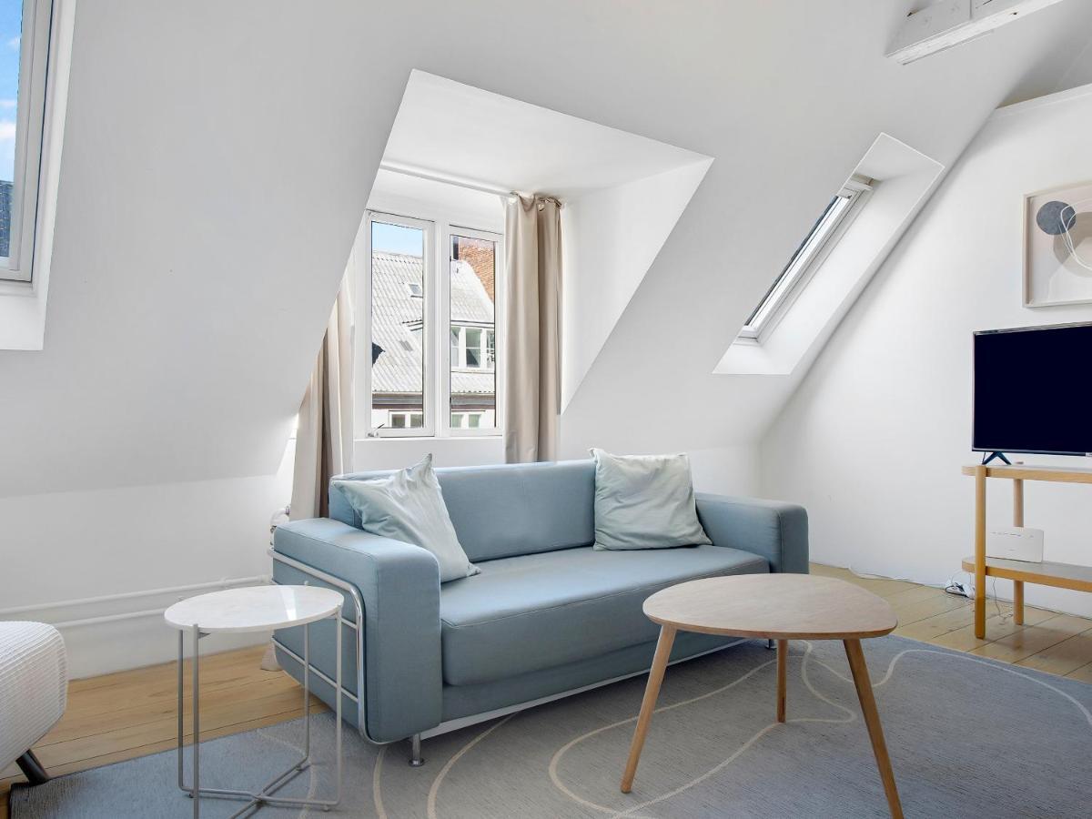 Sanders Main - Endearing Two-Bedroom Duplex Apartment With A Balcony Next To Magical Nyhavn 哥本哈根 外观 照片