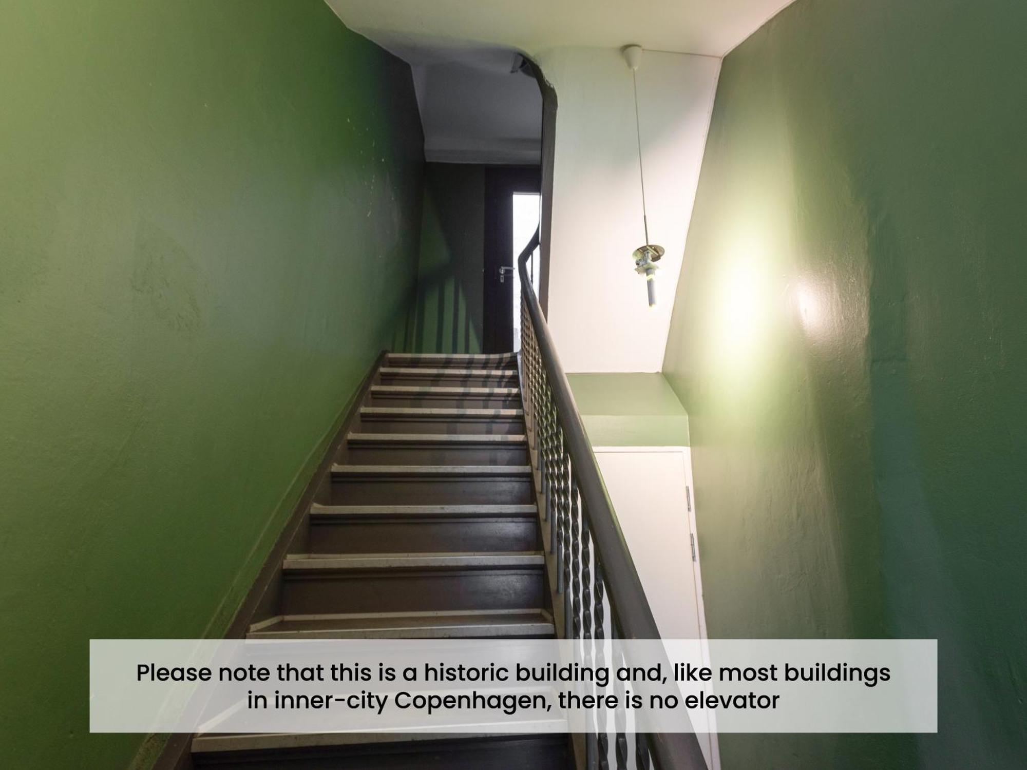 Sanders Main - Endearing Two-Bedroom Duplex Apartment With A Balcony Next To Magical Nyhavn 哥本哈根 外观 照片